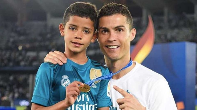 C.Ronaldo không kỳ vọng con trai phải theo nghiệp cầu thủ - 3 C.Ronaldo không kỳ vọng con trai phải theo nghiệp cầu thủ - 3