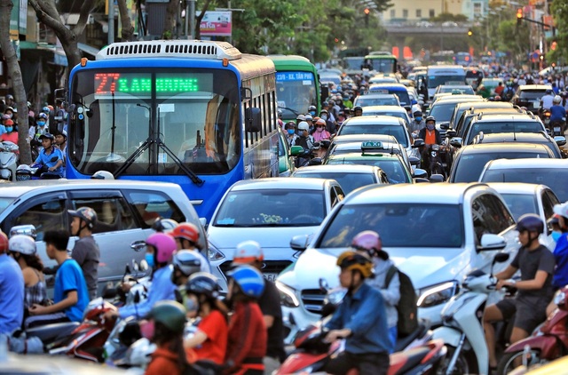 Khoảng cách bình thường mới trong không gian sống đô thị - 2 Khoảng cách bình thường mới trong không gian sống đô thị - 2