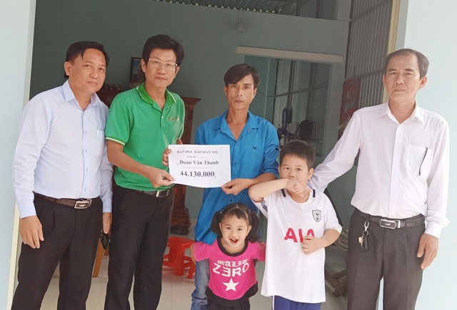 Bạn đọc giúp 3 trẻ trước nguy cơ bơ vơ như chim vỡ tổ gần 50 triệu đồng - 2 Bạn đọc giúp 3 trẻ trước nguy cơ bơ vơ như chim vỡ tổ gần 50 triệu đồng - 2