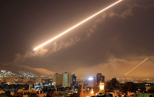 Không phận thủ đô Syria rung chuyển vì tên lửa nghi của Israel - 1 Không phận thủ đô Syria rung chuyển vì tên lửa nghi của Israel - 1