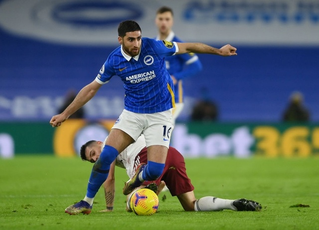 Brighton 0-1 Arsenal: 21 giây tạo dấu ấn của Lacazette - 3