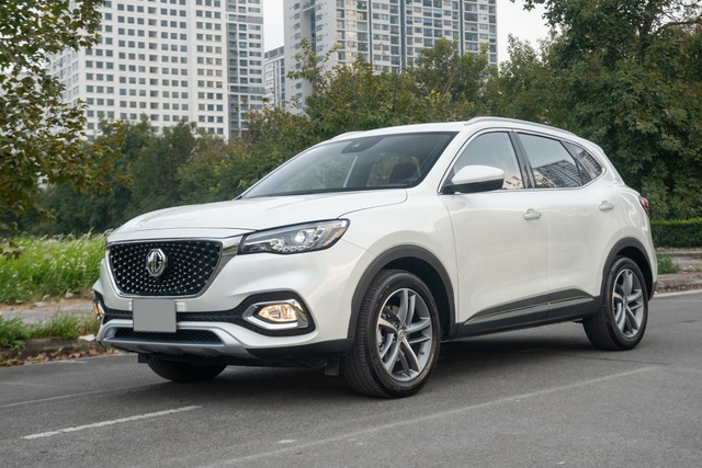 MG HS thêm phiên bản mới giá 888 triệu đồng, cạnh tranh Mazda CX-5 - 1 MG HS thêm phiên bản mới giá 888 triệu đồng, cạnh tranh Mazda CX-5 - 1