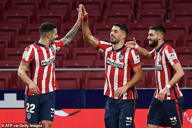 Luis Suarez giúp Atletico vững ngôi đầu bảng La Liga - 6 Luis Suarez giúp Atletico vững ngôi đầu bảng La Liga - 6