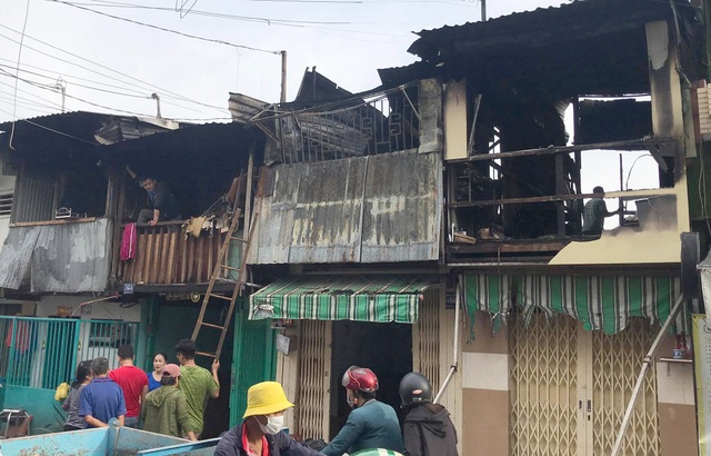 4 căn nhà ở Sài Gòn bị cháy rụi trong ngày cuối năm - 3