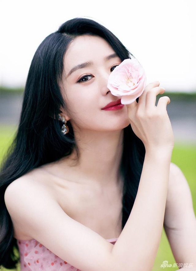 Những mẹ bỉm sữa trở lại ấn tượng nhất làng giải trí Hoa ngữ năm 2020 - 6 Những mẹ bỉm sữa trở lại ấn tượng nhất làng giải trí Hoa ngữ năm 2020 - 6