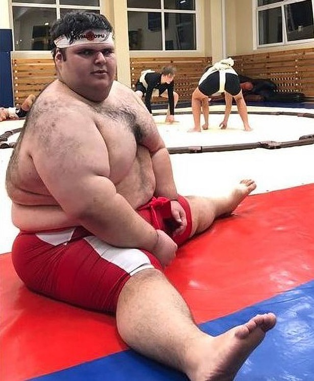 Sumo nhí khỏe nhất thế giới qua đời ở tuổi 21 - 2 Sumo nhí khỏe nhất thế giới qua đời ở tuổi 21 - 2