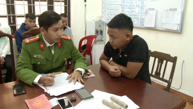 Truy xét nhóm thanh thiếu niên đốt pháo hoa nổ - 3