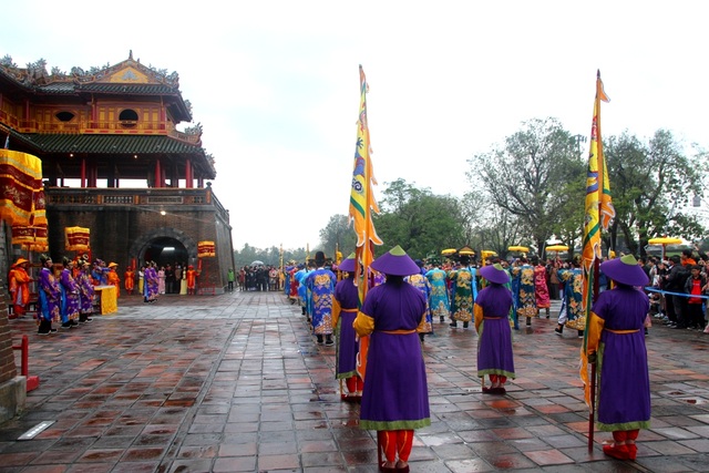 Độc đáo tái hiện lễ ban lịch đầu năm mới của vua Nguyễn - 4