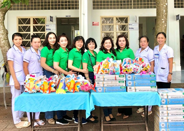 Sóc Trăng: Nữ cán bộ làm chính sách người có công bằng tất cả tấm lòng - 4 Sóc Trăng: Nữ cán bộ làm chính sách người có công bằng tất cả tấm lòng - 4