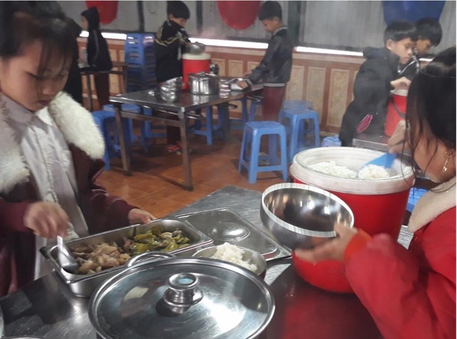 Hiệu trưởng nhắc phụ huynh giữ ấm học sinh qua điện thoại, Zalo - 3 Hiệu trưởng nhắc phụ huynh giữ ấm học sinh qua điện thoại, Zalo - 3