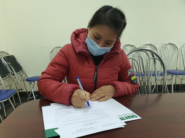 Bạn đọc Dân trí giúp đỡ ông bố trẻ mắc ung thư máu gần 200 triệu đồng - 2 Bạn đọc Dân trí giúp đỡ ông bố trẻ mắc ung thư máu gần 200 triệu đồng - 2