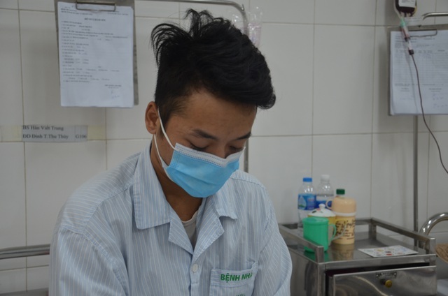 Bạn đọc Dân trí giúp đỡ ông bố trẻ mắc ung thư máu gần 200 triệu đồng - 3 Bạn đọc Dân trí giúp đỡ ông bố trẻ mắc ung thư máu gần 200 triệu đồng - 3