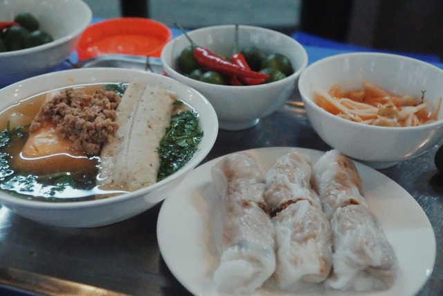 Vợ chồng người Tày cõng đặc sản Cao Bằng về Hà Nội - 3 Vợ chồng người Tày cõng đặc sản Cao Bằng về Hà Nội - 3
