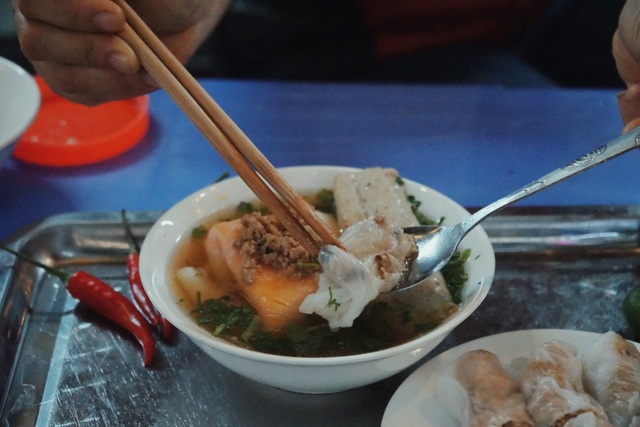 Vợ chồng người Tày cõng đặc sản Cao Bằng về Hà Nội - 7 Vợ chồng người Tày cõng đặc sản Cao Bằng về Hà Nội - 7