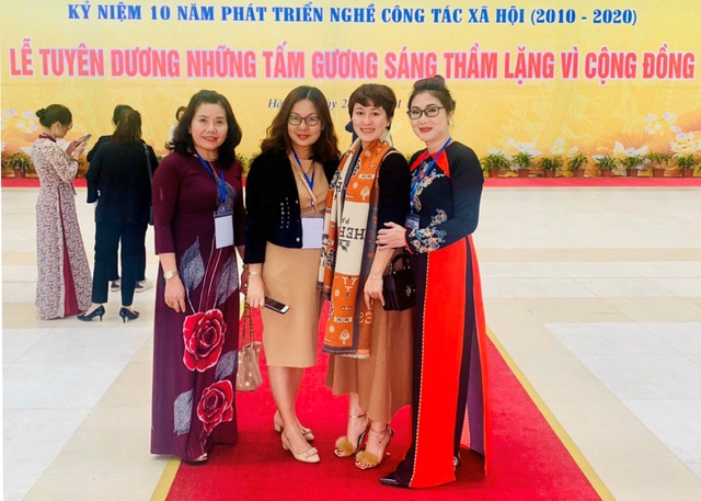 Người phụ nữ dành tấm lòng nhân ái tới những cảnh đời bất hạnh - 3 Người phụ nữ dành tấm lòng nhân ái tới những cảnh đời bất hạnh - 3