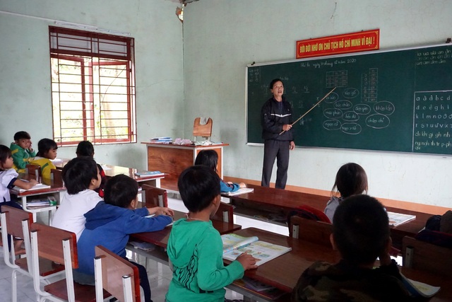 Chòng chành vượt sông dữ tìm con chữ - 12 Chòng chành vượt sông dữ tìm con chữ - 12
