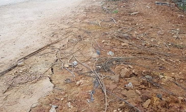 Đường 35 tỉ đồng vừa đưa vào sử dụng đã hỏng - 1 Đường 35 tỉ đồng vừa đưa vào sử dụng đã hỏng - 1
