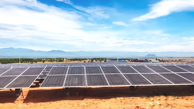 TT Group tạo đột phá trong phát triển các dự án năng lượng tái tạo - 3 TT Group tạo đột phá trong phát triển các dự án năng lượng tái tạo - 3
