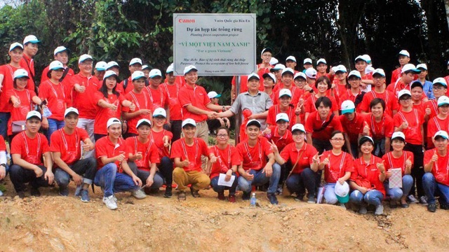 Lê Bảo Minh và triết lý kinh doanh Sống và làm việc vì lợi ích chung - 4 Lê Bảo Minh và triết lý kinh doanh Sống và làm việc vì lợi ích chung - 4