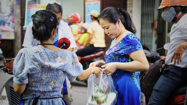 Nhân viên bất động sản đi bán phá lấu thu nhập gần 500 triệu đồng mỗi tháng - 7