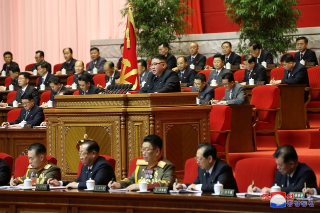 Ông Kim Jong-un thừa nhận kế hoạch kinh tế thất bại - 9 Ông Kim Jong-un thừa nhận kế hoạch kinh tế thất bại - 9