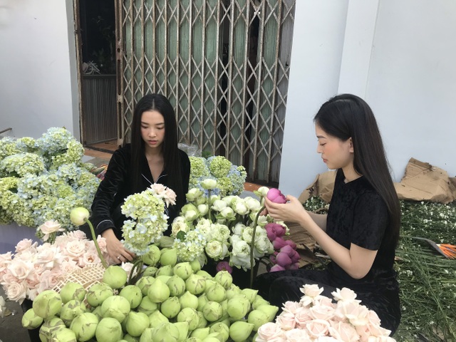 Á hậu Thúy An tự tay trang trí đám cưới ở quê nhà Kiên Giang