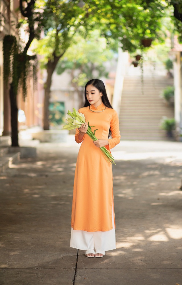 Hoa khôi Nét đẹp sinh viên Du lịch: Hãy cứ mơ to nghĩ lớn - 12 Hoa khôi Nét đẹp sinh viên Du lịch: Hãy cứ mơ to nghĩ lớn - 12