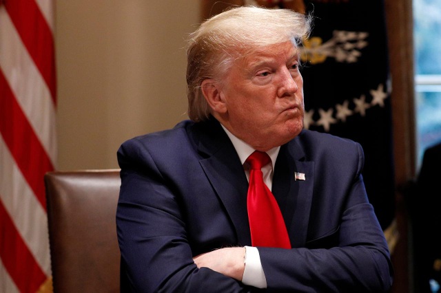 Ông Trump có thể đối mặt nguy cơ bị phế truất, luận tội - 1 Ông Trump có thể đối mặt nguy cơ bị phế truất, luận tội - 1