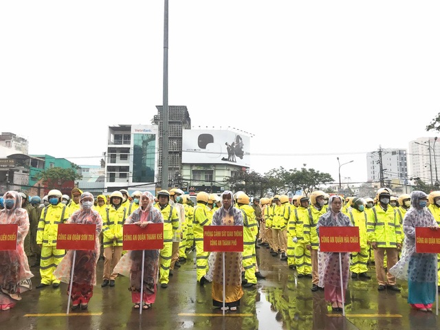Đà Nẵng ra quân đảm bảo an toàn giao thông dịp Tết Tân Sửu - 2 Đà Nẵng ra quân đảm bảo an toàn giao thông dịp Tết Tân Sửu - 2