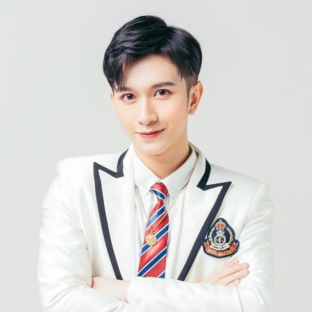 Hai nam diễn viên Cody và Đỗ Hoàng Dương gây chú ý khi đóng cảnh thân mật - 10 Hai nam diễn viên Cody và Đỗ Hoàng Dương gây chú ý khi đóng cảnh thân mật - 10