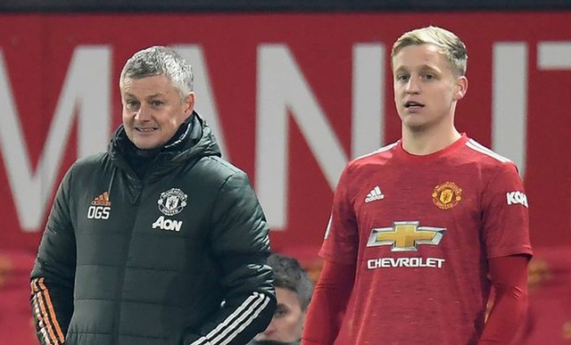 HLV Solskjaer lo lắng điểm yếu chết người làm hại Man Utd - 2 HLV Solskjaer lo lắng điểm yếu chết người làm hại Man Utd - 2