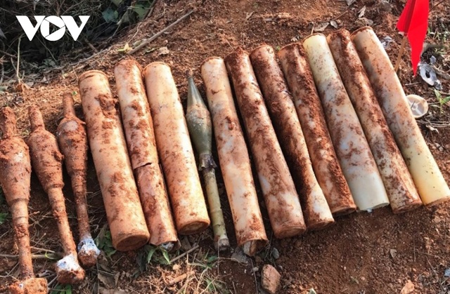 Chuyện về những người đi làm sạch đất trên biên giới Hà Giang - 3 Chuyện về những người đi làm sạch đất trên biên giới Hà Giang - 3