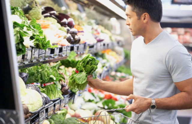Đàn ông giỏi mặc cả khi đi chợ là đàn ông ki bo? - 1 Đàn ông giỏi mặc cả khi đi chợ là đàn ông ki bo? - 1