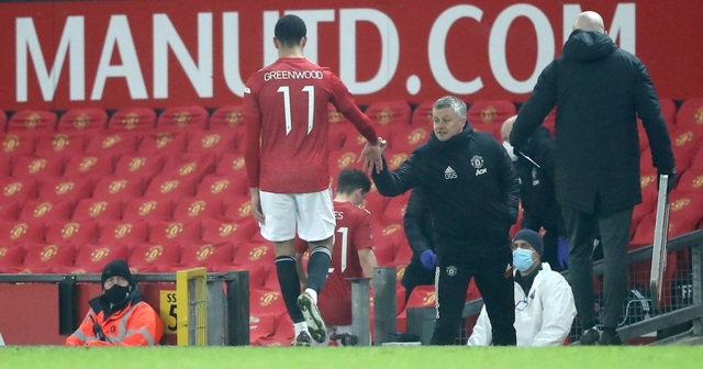 McTominay giúp Man Utd thắng trận trong lần đầu đeo băng đội trưởng - 12