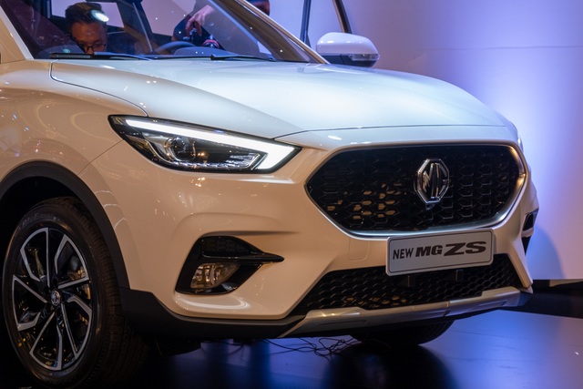 Chênh 100 triệu, MG ZS bản 2021 có gì để cạnh tranh Kia Seltos? - 3 Chênh 100 triệu, MG ZS bản 2021 có gì để cạnh tranh Kia Seltos? - 3