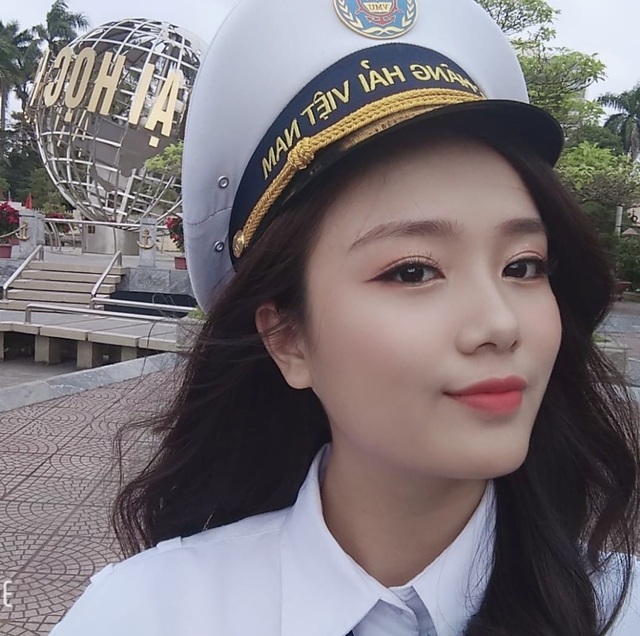 Nữ thần trường học của đại học Hàng hải - 1 Nữ thần trường học của đại học Hàng hải - 1