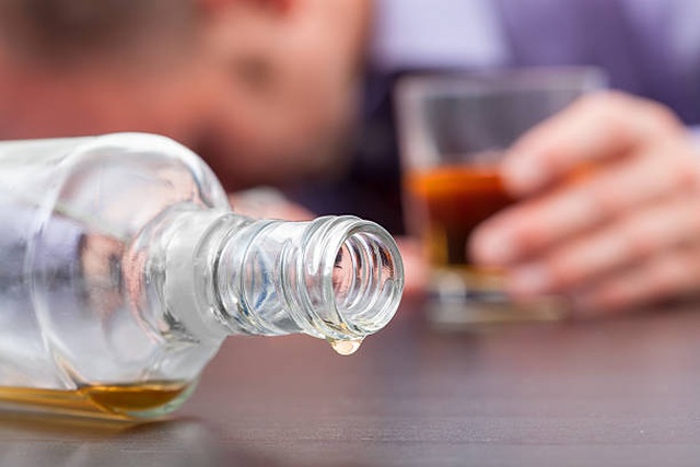 Sai lầm khi giải rượu khiến gan bị tổn thương nhiều hơn - 1
