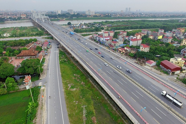 Đất ngoại thành Hà Nội tăng giá gần gấp đôi, dân đầu cơ có trúng đậm? - 1 Đất ngoại thành Hà Nội tăng giá gần gấp đôi, dân đầu cơ có trúng đậm? - 1