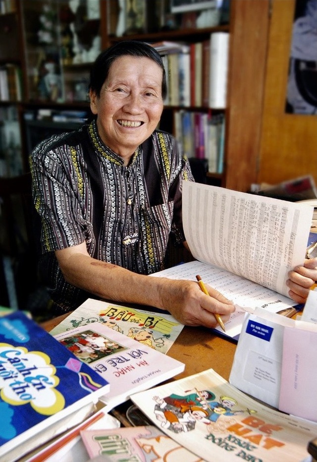 Chương trình âm nhạc đặc biệt mừng nhạc sĩ Phạm Tuyên tròn 91 tuổi - 1 Chương trình âm nhạc đặc biệt mừng nhạc sĩ Phạm Tuyên tròn 91 tuổi - 1