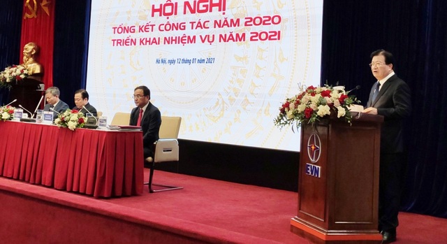 Điện mặt trời áp mái: Quản lý lúng túng, phát triển theo phong trào (!?) - 1 Điện mặt trời áp mái: Quản lý lúng túng, phát triển theo phong trào (!?) - 1