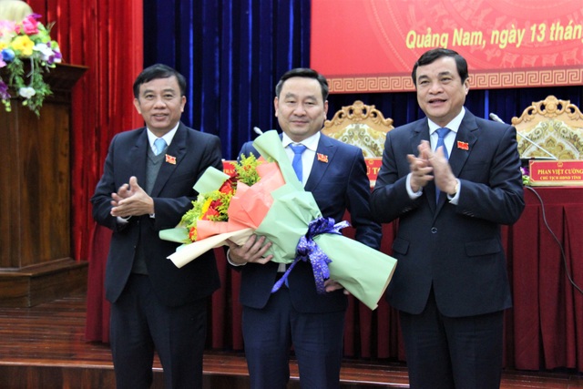 Bí thư huyện được bầu giữ chức Phó Chủ tịch HĐND tỉnh Quảng Nam - 1