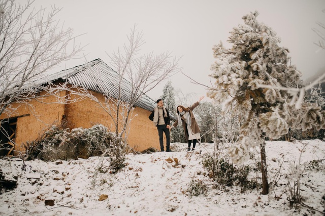 Cặp đôi Hà Nội vượt 400km chụp ảnh cưới với băng tuyết kỳ ảo ở Y Tý - 12