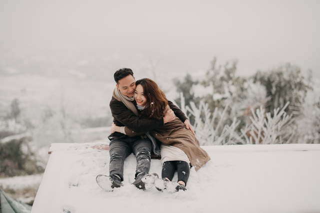 Cặp đôi Hà Nội vượt 400km chụp ảnh cưới với băng tuyết kỳ ảo ở Y Tý - 10