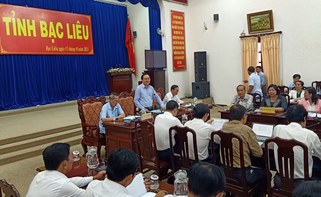 Bộ trưởng GDĐT: Việc chọn sách giáo khoa cần phải đảm bảo công bằng - 5 Bộ trưởng GDĐT: Việc chọn sách giáo khoa cần phải đảm bảo công bằng - 5