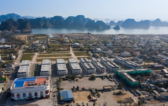 Giá đất tại Cẩm Phả ra sao khi đường bao biển hoàn thành? - 2 Giá đất tại Cẩm Phả ra sao khi đường bao biển hoàn thành? - 2