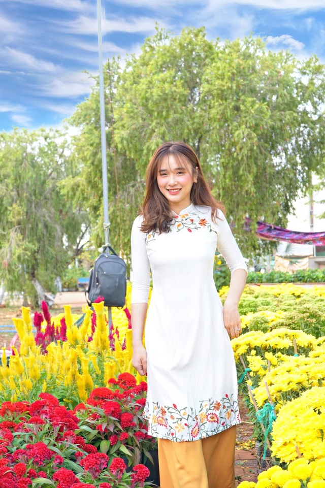 Bạn trẻ bày cách xử trí những tình huống khó đỡ ngày Tết - 3 Bạn trẻ bày cách xử trí những tình huống khó đỡ ngày Tết - 3