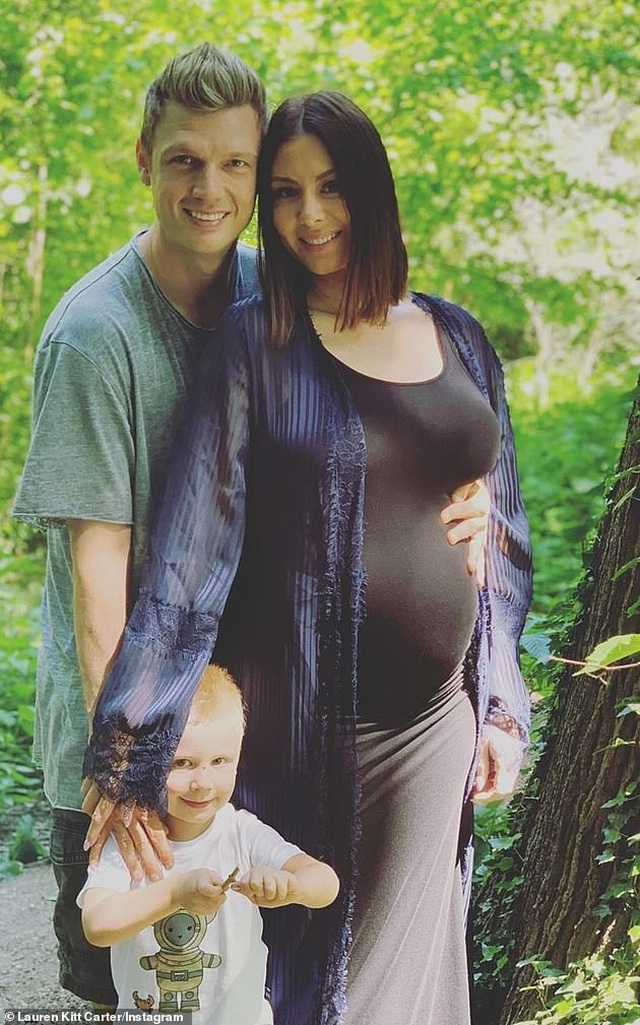 Vợ Nick Carter sắp sinh đứa con thứ 3 - 1 Vợ Nick Carter sắp sinh đứa con thứ 3 - 1