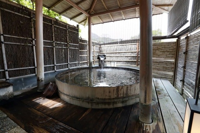 Những thị trấn onsen tuyệt đẹp gần Tokyo cho chuyến dã ngoại cuối tuần - 3 Những thị trấn onsen tuyệt đẹp gần Tokyo cho chuyến dã ngoại cuối tuần - 3
