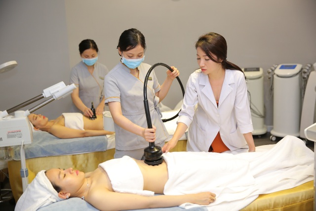 Khai trương Viện thẩm mỹ Slender đứa con tinh thần của CEO Trương Thị Huyền - 2 Khai trương Viện thẩm mỹ Slender đứa con tinh thần của CEO Trương Thị Huyền - 2