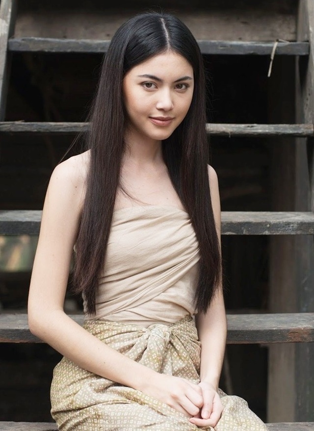 Vòng eo siêu thực đáng ngưỡng mộ của mỹ nhân Tình người duyên ma - 2 Vòng eo siêu thực đáng ngưỡng mộ của mỹ nhân Tình người duyên ma - 2